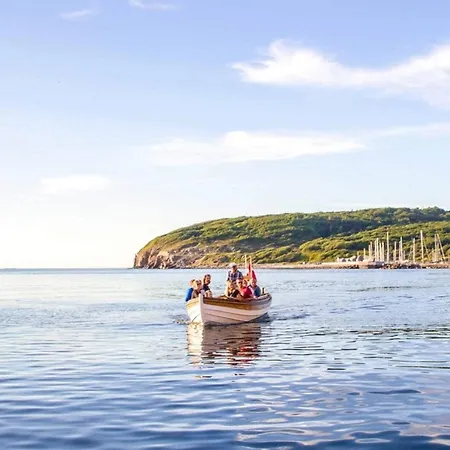 4 Person Holiday In Semesterbostad