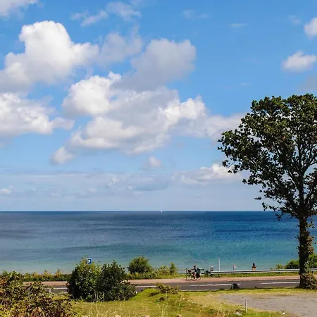 4 Person Holiday In Semesterbostad *
